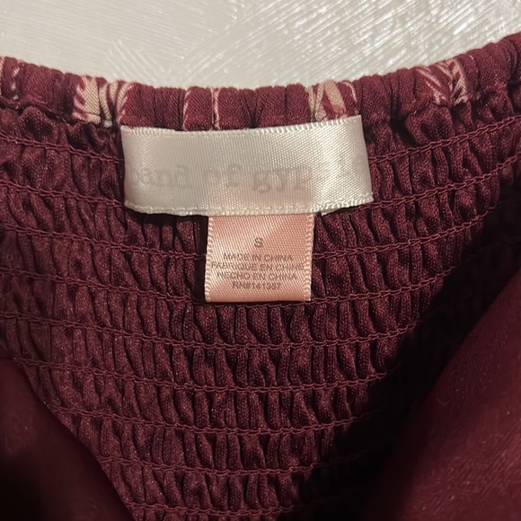 Burgundy and white romper - Picture 2 of 2